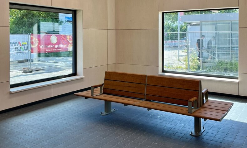 The waiting area inside the reception building in Zorneding