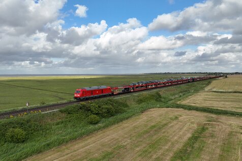 Das Sylt Shuttle bringt unsere Kund:innen klimafreundlich auf die Insel. | © DB AG / Sylt Shuttle