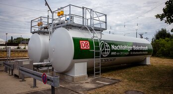 Mobiler Tankcontainer für die HVO-Betankung. | © DB AG/ Thomas Kiewning