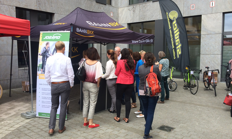 Infostand zum Thema Fahrradfahren