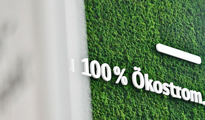 Die Zukunftsbahnhöfe werden mit 100 Prozent Ökostrom betrieben.