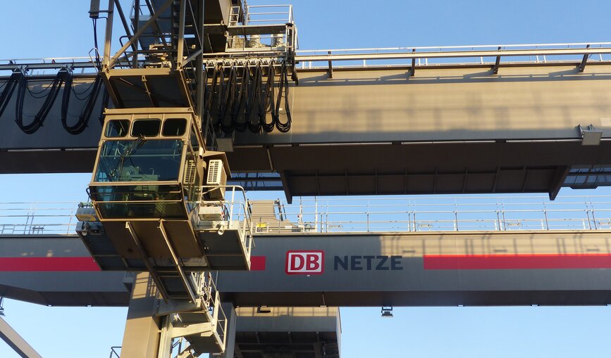 Mit dem MegaHub Lehrte werden mehr Güter auf die Starke und Grüne Schiene geholt.