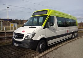 Der Elektro-Minibus ist im Brigachtal unterwegs. 