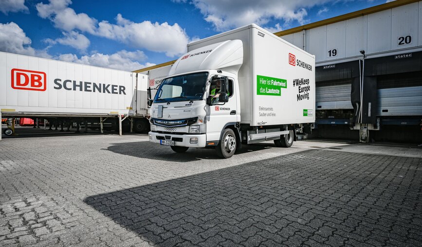 eCanter in der Geschäftsstelle von DB Schenker in Hamburg