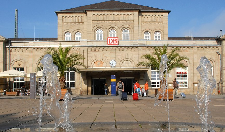 Vorplatz Bahnhof Göttingen