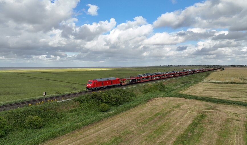 Sylt Shuttle auf dem Weg nach Sylt 