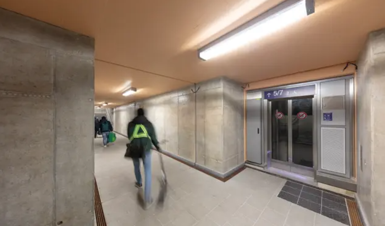 Neue Unterführung im Bahnhof Nördlingen | © Deutsche Bahn AG / Axel Hartmann Fotografie