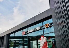 Neues Empfangsgebaeude Bahnhof Bitterfeld