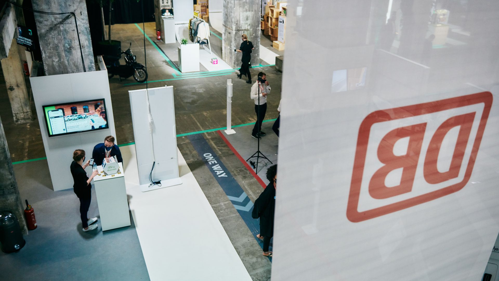 Messestand der Deutschen Bahn auf der GREENTECH 