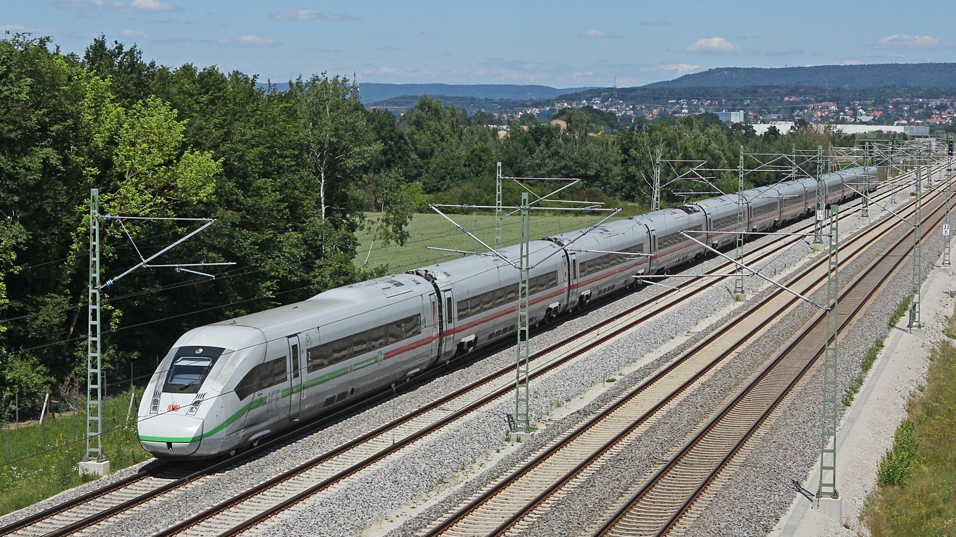 ICE 4 Baureihe 412 bei Baiersdorf (VDE 8).