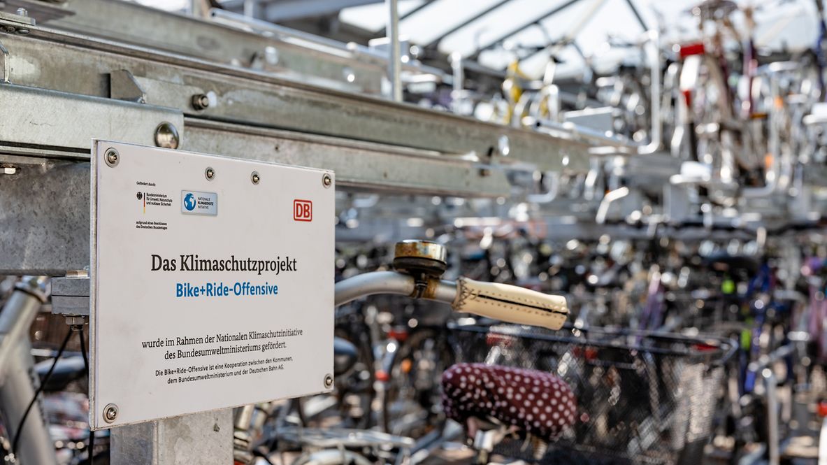 Fahrradabstellanlage am Bahnhof