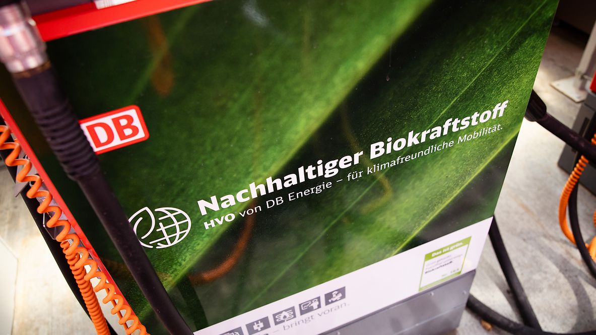 Nahaufnahme einer Zapfsäule für Biokraftstoff