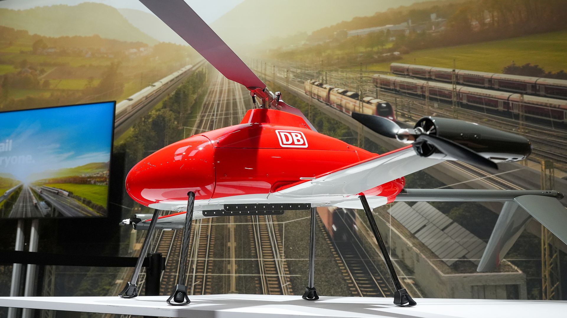 Langstrecken-Drohne „DB UAS“ (Unmanned Aircraft Systems) 