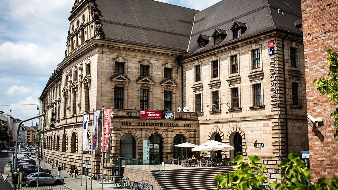 Außenansicht des Verkehrsmuseums in Nürnberg