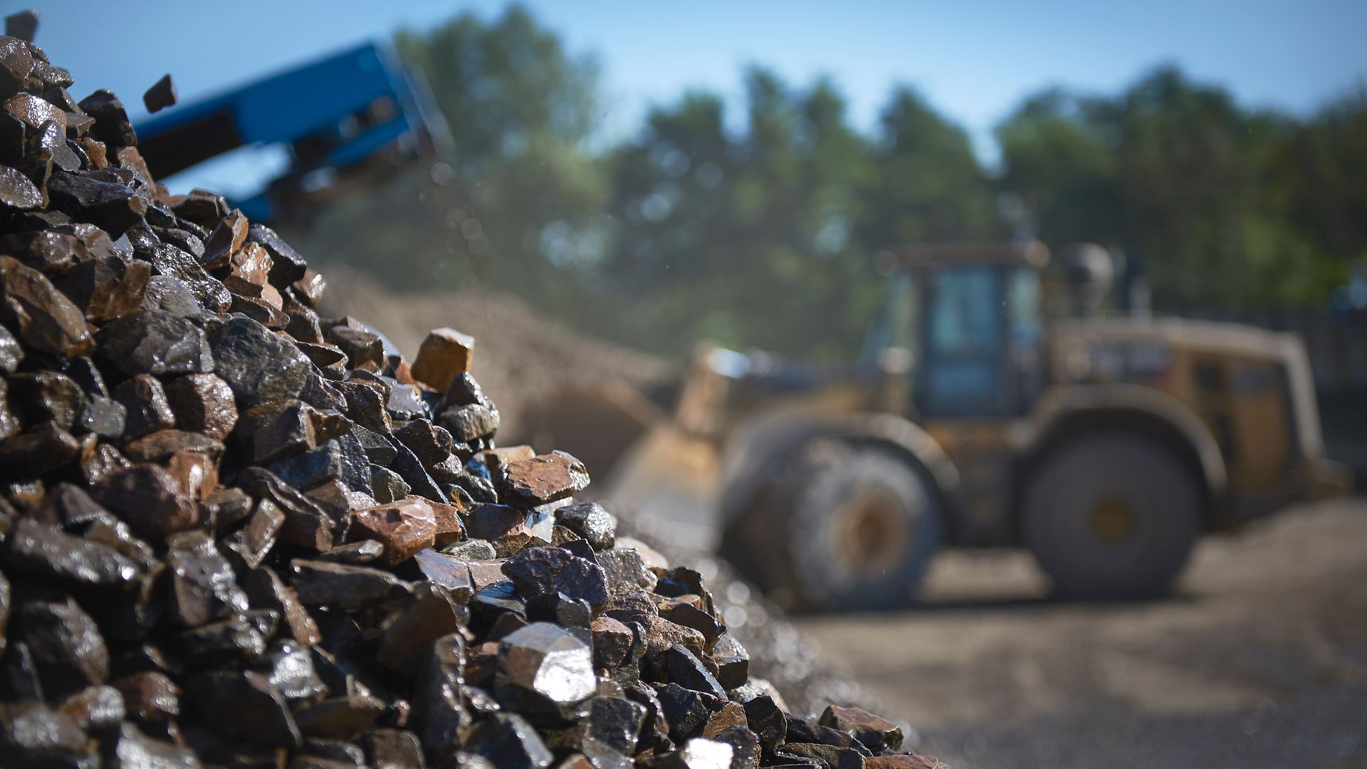 A pile of gravel stones