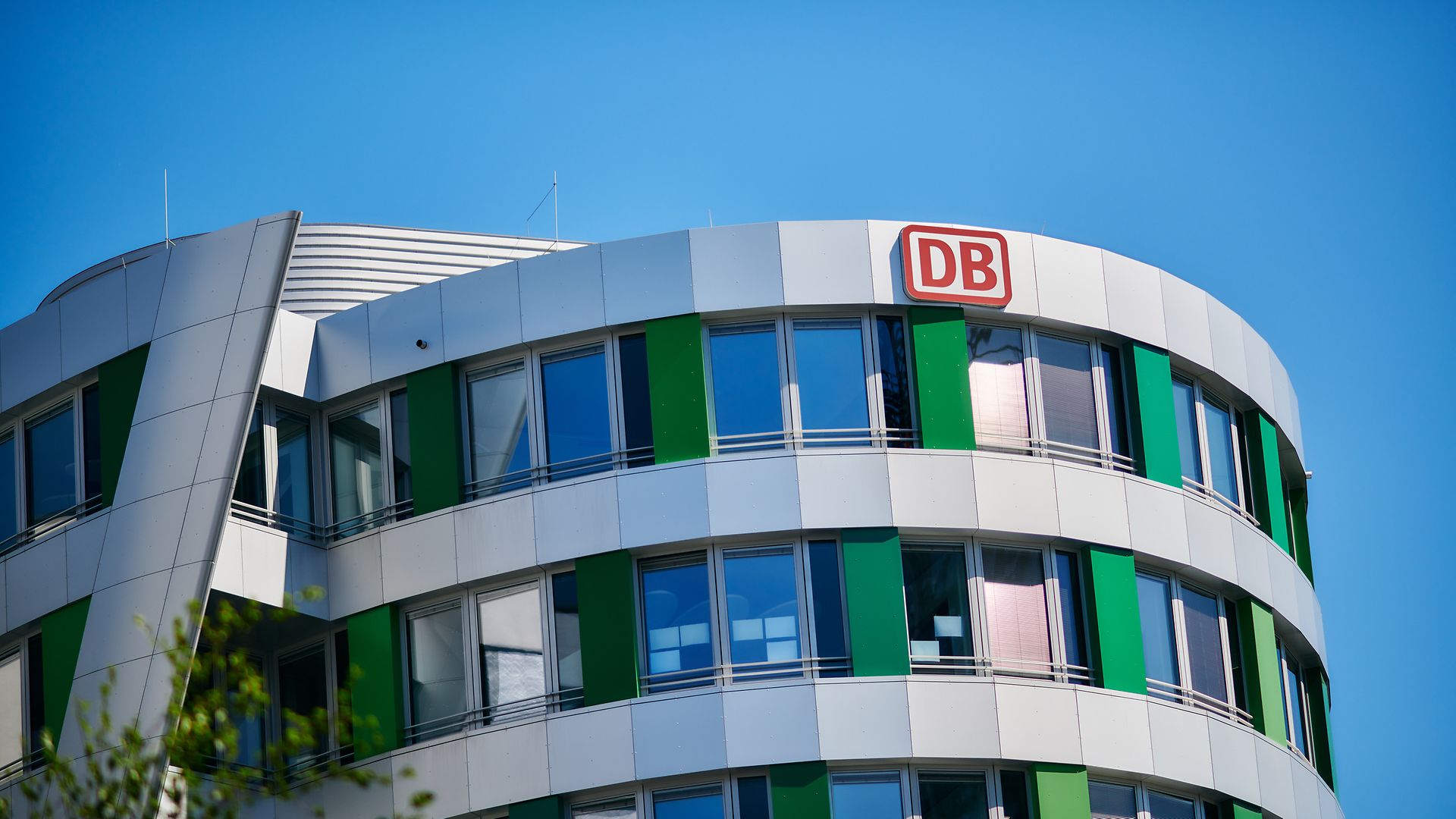 The DB Engineering & Consulting building on the EUREF Campus from the outside