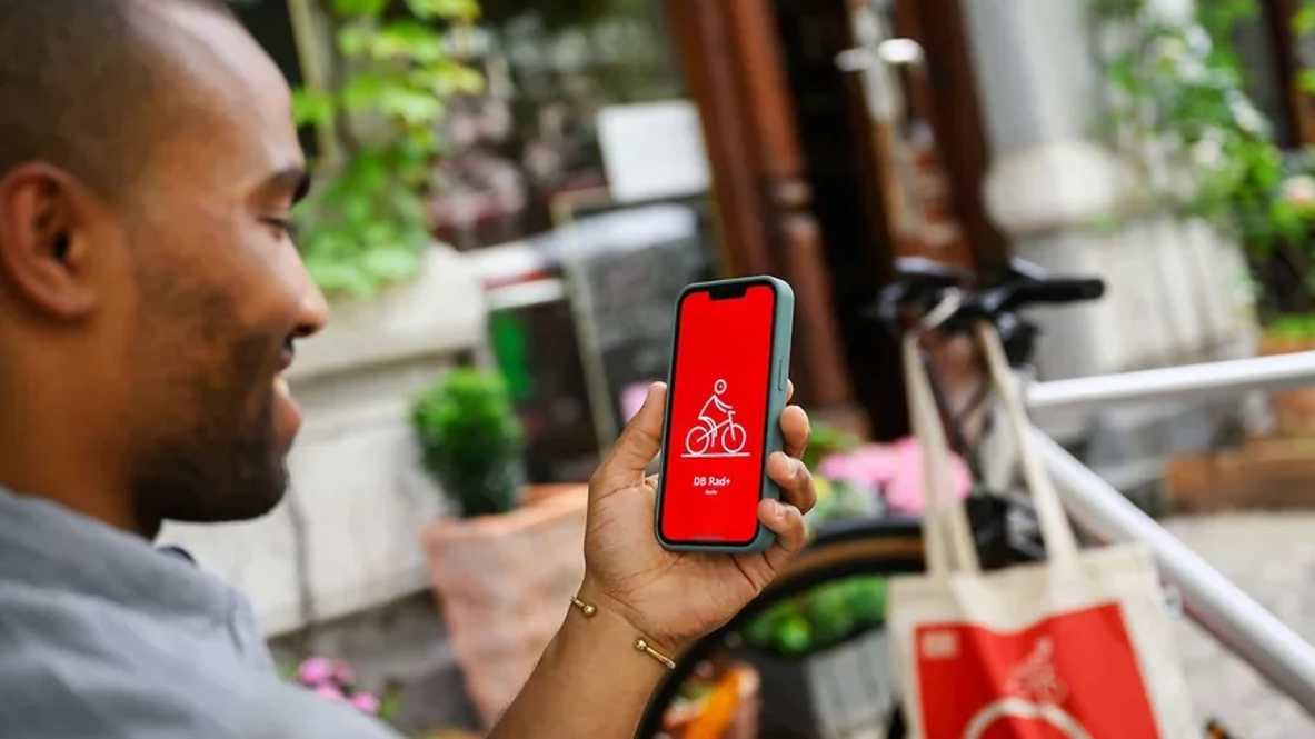 Rad+ App auf mobilem Endgerät zu sehen